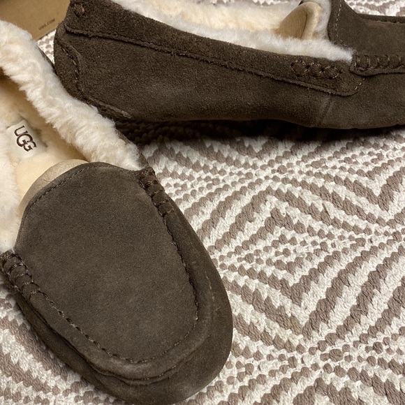 Women’s Ugg Ansley espresso shoes size 8 - Picture 7 of 8